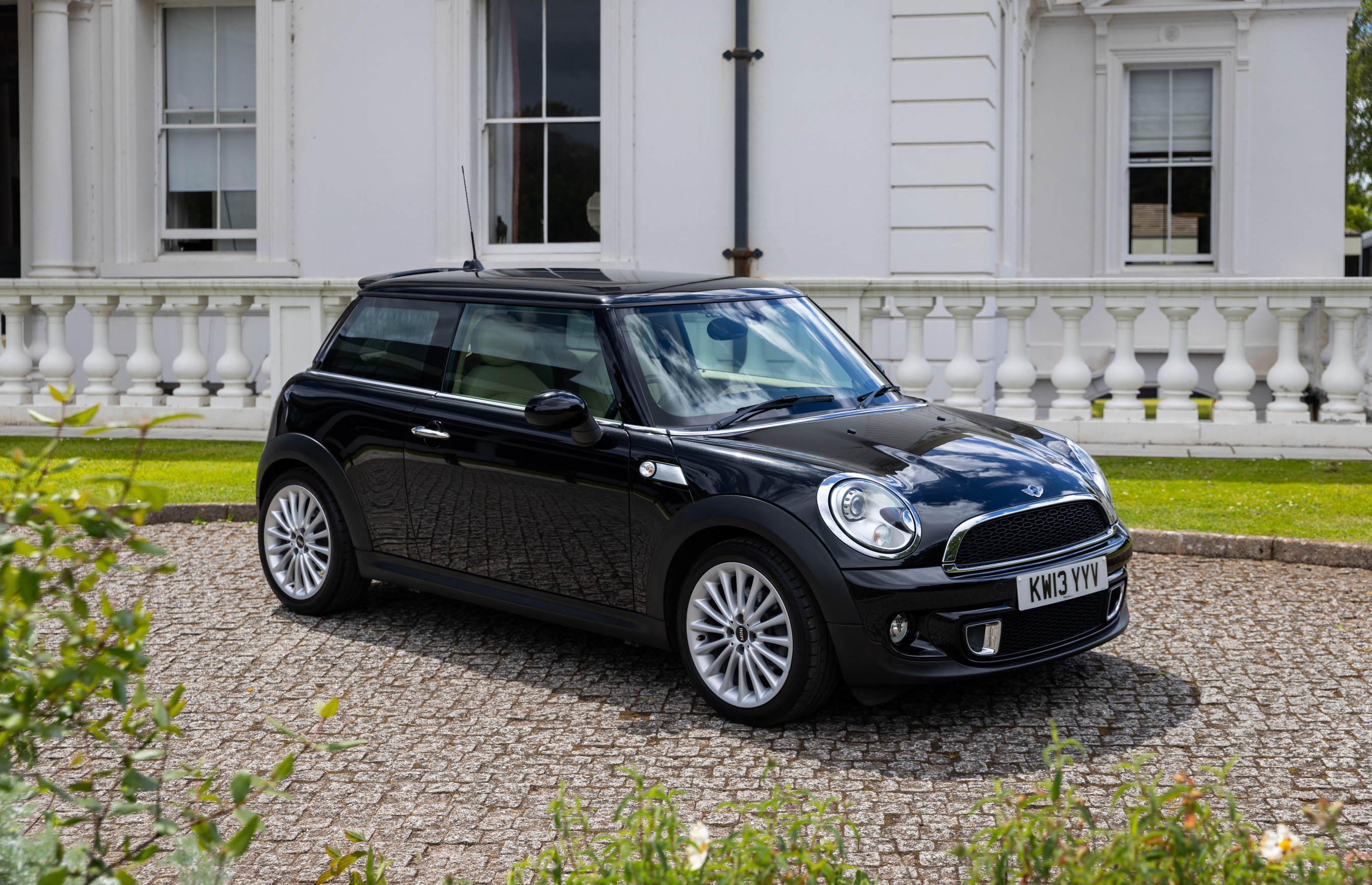2013 MINI Cooper S Inspired by Goodwood